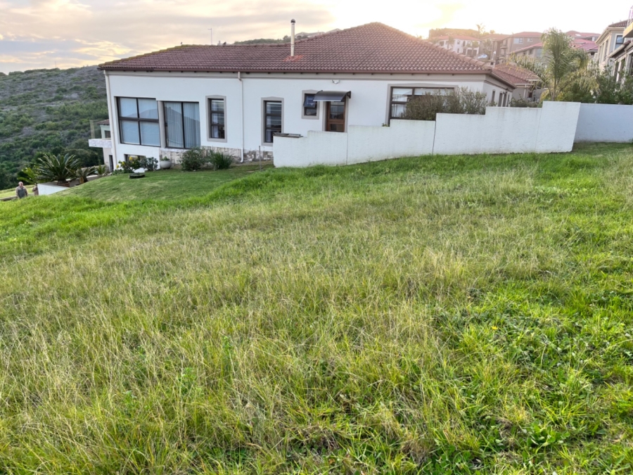  Bedroom Property for Sale in Avonddans Western Cape